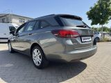 Opel Astra bei Gebrauchtwagen.expert - Abbildung (10 / 15)