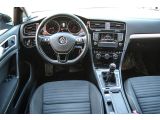 VW Golf bei Gebrauchtwagen.expert - Abbildung (7 / 10) VW Golf bei Gebrauchtwagen.expert - Abbildung (7 / 10)