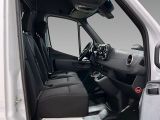 Mercedes-Benz Sprinter bei Gebrauchtwagen.expert - Abbildung (12 / 15) Mercedes-Benz Sprinter bei Gebrauchtwagen.expert - Abbildung (12 / 15)