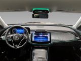 Mercedes-Benz E-Klasse bei Gebrauchtwagen.expert - Abbildung (11 / 15)