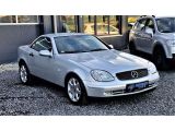 Mercedes-Benz SLK-Klasse bei Gebrauchtwagen.expert - Abbildung (4 / 15) Mercedes-Benz SLK-Klasse bei Gebrauchtwagen.expert - Abbildung (4 / 15)