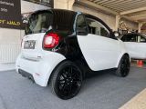 Smart smart fortwo bei Gebrauchtwagen.expert - Abbildung (5 / 15)