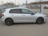 VW Golf VIII bei Gebrauchtwagen.expert - Abbildung (11 / 15) VW Golf VIII bei Gebrauchtwagen.expert - Abbildung (11 / 15)