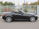 Mercedes-Benz SLK-Klasse bei Gebrauchtwagen.expert - Abbildung (10 / 15) Mercedes-Benz SLK-Klasse bei Gebrauchtwagen.expert - Abbildung (10 / 15)