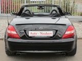 Mercedes-Benz SLK-Klasse bei Gebrauchtwagen.expert - Abbildung (13 / 15) Mercedes-Benz SLK-Klasse bei Gebrauchtwagen.expert - Abbildung (13 / 15)