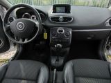 Renault Clio bei Gebrauchtwagen.expert - Abbildung (2 / 14)