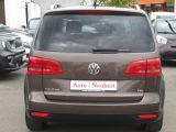 VW Cross Touran bei Gebrauchtwagen.expert - Abbildung (13 / 15)