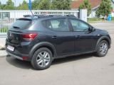Dacia Sandero bei Gebrauchtwagen.expert - Abbildung (15 / 15)