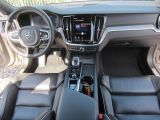 Volvo V60 bei Gebrauchtwagen.expert - Abbildung (3 / 15) Volvo V60 bei Gebrauchtwagen.expert - Abbildung (3 / 15)