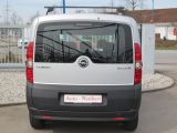 Opel Combo bei Gebrauchtwagen.expert - Abbildung (14 / 15) Opel Combo bei Gebrauchtwagen.expert - Abbildung (14 / 15)