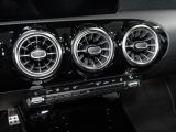 Mercedes-Benz CLA 250e Coupe AMG bei Gebrauchtwagen.expert - Abbildung (13 / 15)