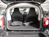 Smart smart fortwo bei Gebrauchtwagen.expert - Abbildung (11 / 15)