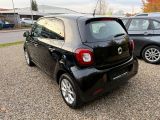 Smart smart forfour bei Gebrauchtwagen.expert - Abbildung (12 / 15) Smart smart forfour bei Gebrauchtwagen.expert - Abbildung (12 / 15)