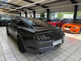 Ford Mustang bei Gebrauchtwagen.expert - Abbildung (6 / 15)