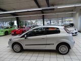 Fiat Punto Evo bei Gebrauchtwagen.expert - Abbildung (2 / 15)