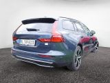 Volvo V60 bei Gebrauchtwagen.expert - Abbildung (3 / 15) Volvo V60 bei Gebrauchtwagen.expert - Abbildung (3 / 15)