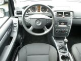 Mercedes-Benz B-Klasse bei Gebrauchtwagen.expert - Abbildung (12 / 15)