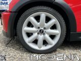 Mini Cooper S Cabrio bei Gebrauchtwagen.expert - Abbildung (10 / 15)
