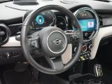 Mini Cooper bei Gebrauchtwagen.expert - Abbildung (11 / 15) Mini Cooper bei Gebrauchtwagen.expert - Abbildung (11 / 15)