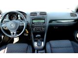 VW Golf bei Gebrauchtwagen.expert - Abbildung (9 / 15)