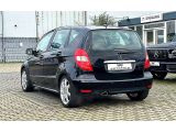 Mercedes-Benz A-Klasse bei Gebrauchtwagen.expert - Abbildung (6 / 14) Mercedes-Benz A-Klasse bei Gebrauchtwagen.expert - Abbildung (6 / 14)