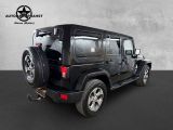 Jeep Wrangler bei Gebrauchtwagen.expert - Abbildung (2 / 15)