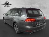 VW Golf VII bei Gebrauchtwagen.expert - Abbildung (4 / 15)