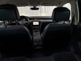 VW Passat bei Gebrauchtwagen.expert - Abbildung (11 / 15)
