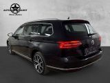 VW Passat bei Gebrauchtwagen.expert - Abbildung (6 / 15)