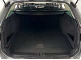 VW Passat bei Gebrauchtwagen.expert - Abbildung (13 / 15) VW Passat bei Gebrauchtwagen.expert - Abbildung (13 / 15)