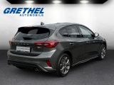 Ford Focus ST bei Gebrauchtwagen.expert - Abbildung (5 / 15) Ford Focus ST bei Gebrauchtwagen.expert - Abbildung (5 / 15)