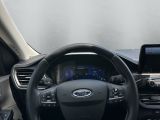 Ford Kuga bei Gebrauchtwagen.expert - Abbildung (13 / 15) Ford Kuga bei Gebrauchtwagen.expert - Abbildung (13 / 15)