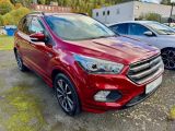 Ford Kuga bei Gebrauchtwagen.expert - Abbildung (2 / 9) Ford Kuga bei Gebrauchtwagen.expert - Abbildung (2 / 9)