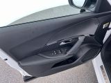 Peugeot 2008 bei Gebrauchtwagen.expert - Abbildung (12 / 15) Peugeot 2008 bei Gebrauchtwagen.expert - Abbildung (12 / 15)