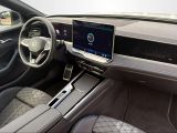 VW Passat bei Gebrauchtwagen.expert - Abbildung (11 / 15) VW Passat bei Gebrauchtwagen.expert - Abbildung (11 / 15)