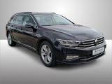 VW Passat bei Gebrauchtwagen.expert - Abbildung (6 / 15)