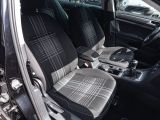 VW Golf VII bei Gebrauchtwagen.expert - Abbildung (11 / 15) VW Golf VII bei Gebrauchtwagen.expert - Abbildung (11 / 15)