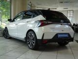 Hyundai i20 bei Gebrauchtwagen.expert - Abbildung (2 / 15)