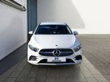 Mercedes-Benz A-Klasse bei Gebrauchtwagen.expert - Abbildung (8 / 15) Mercedes-Benz A-Klasse bei Gebrauchtwagen.expert - Abbildung (8 / 15)
