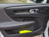 Volvo XC 40 Plus Recharge bei Gebrauchtwagen.expert - Abbildung (9 / 15)
