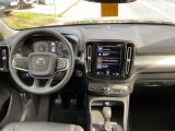 Volvo XC 40 Momentum bei Gebrauchtwagen.expert - Abbildung (13 / 15)