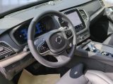 Volvo XC90 bei Gebrauchtwagen.expert - Abbildung (14 / 15) Volvo XC90 bei Gebrauchtwagen.expert - Abbildung (14 / 15)