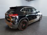 Mercedes-Benz GLA-Klasse bei Gebrauchtwagen.expert - Abbildung (3 / 15) Mercedes-Benz GLA-Klasse bei Gebrauchtwagen.expert - Abbildung (3 / 15)