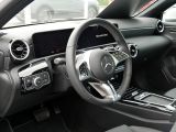Mercedes-Benz A-Klasse bei Gebrauchtwagen.expert - Abbildung (11 / 15) Mercedes-Benz A-Klasse bei Gebrauchtwagen.expert - Abbildung (11 / 15)