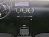 Mercedes-Benz A-Klasse bei Gebrauchtwagen.expert - Abbildung (11 / 15) Mercedes-Benz A-Klasse bei Gebrauchtwagen.expert - Abbildung (11 / 15)