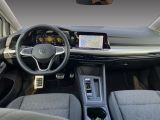 VW Golf VIII bei Gebrauchtwagen.expert - Abbildung (10 / 15)