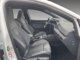 VW Golf VIII bei Gebrauchtwagen.expert - Abbildung (10 / 15)