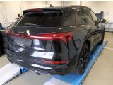 Audi e-tron bei Gebrauchtwagen.expert - Abbildung (3 / 9)