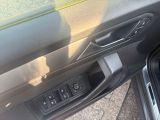 VW T-Roc bei Gebrauchtwagen.expert - Abbildung (11 / 15) VW T-Roc bei Gebrauchtwagen.expert - Abbildung (11 / 15)