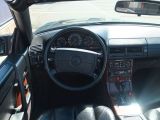 Mercedes-Benz SL 500 bei Gebrauchtwagen.expert - Abbildung (7 / 15)
